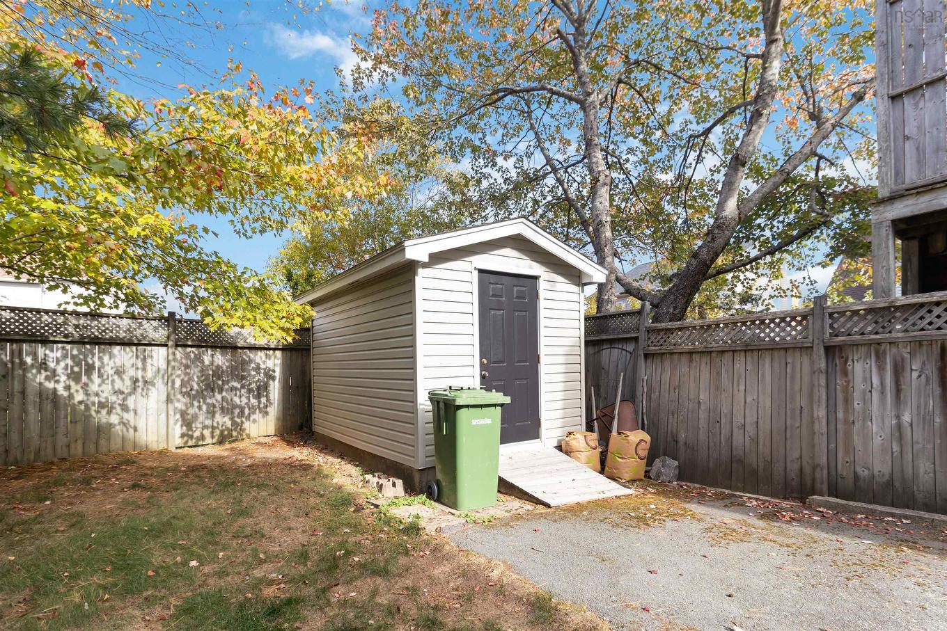 5 Roxham Close, Halifax, NS