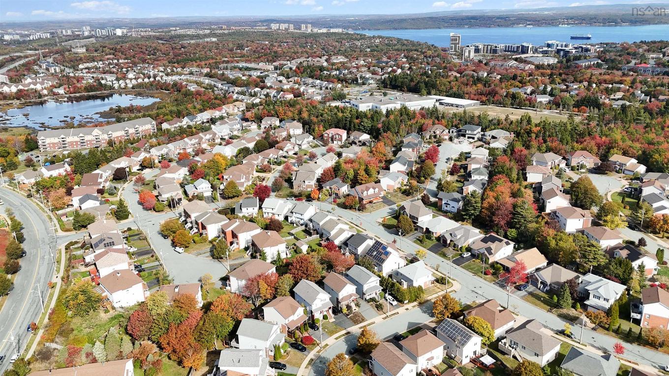 5 Roxham Close, Halifax, NS