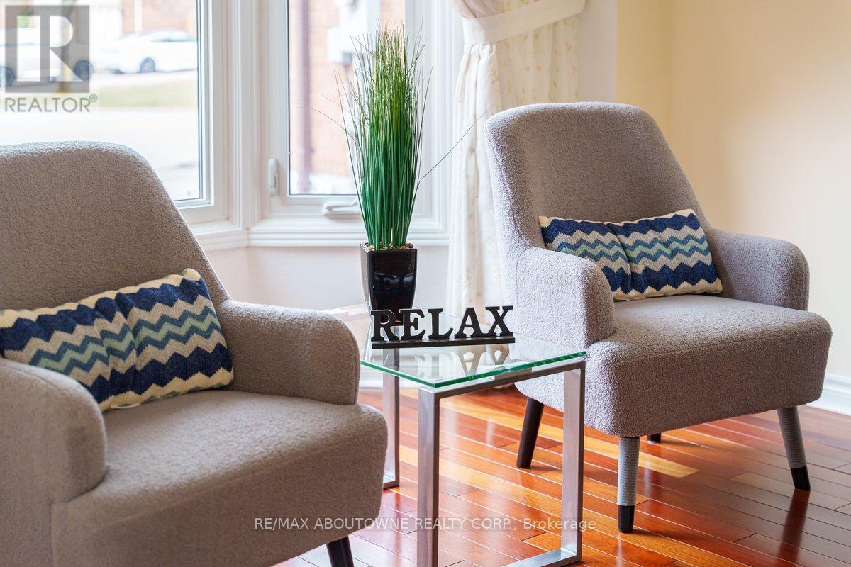 4538 Mayflower Drive, Mississauga, ON - Indoor