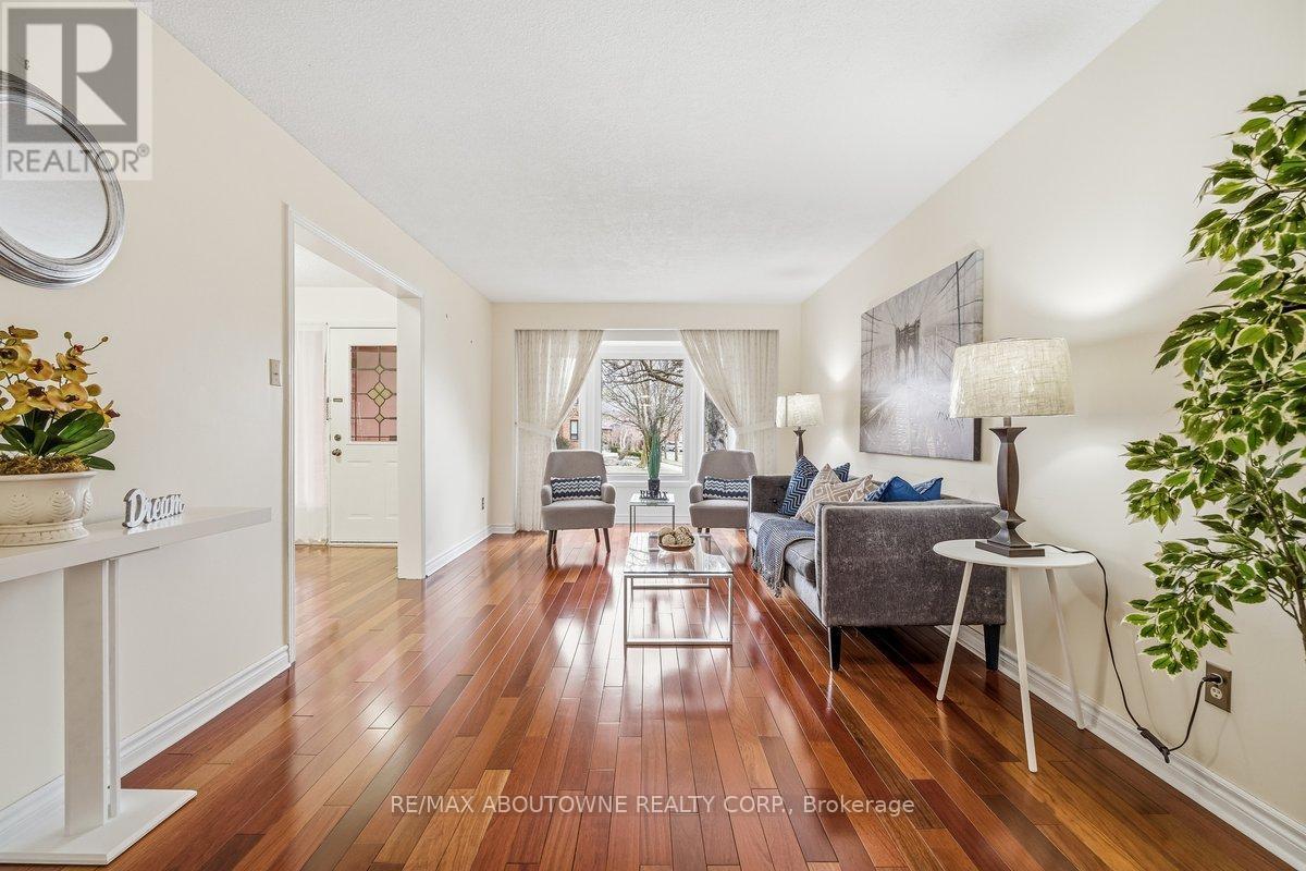 4538 Mayflower Drive, Mississauga, ON - Indoor Photo Showing Other Room