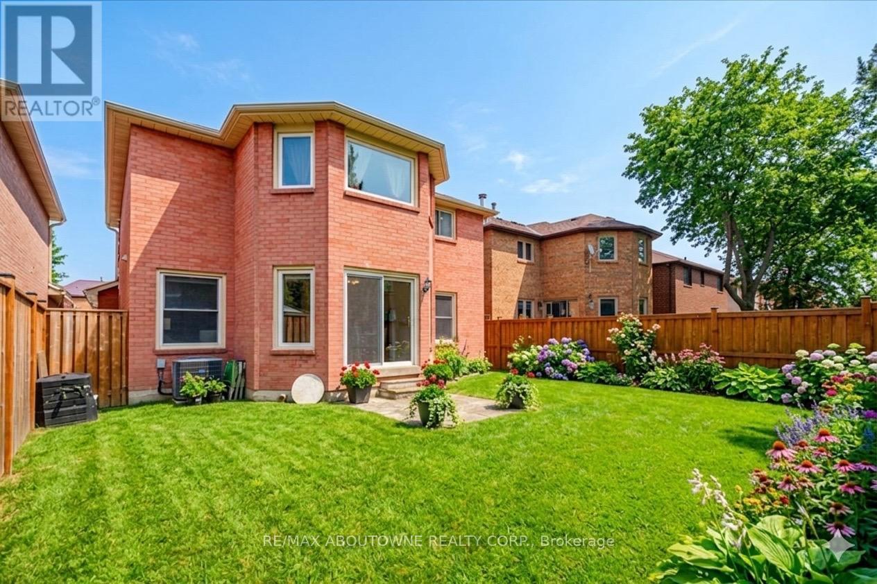 4538 Mayflower Drive, Mississauga, ON - Outdoor