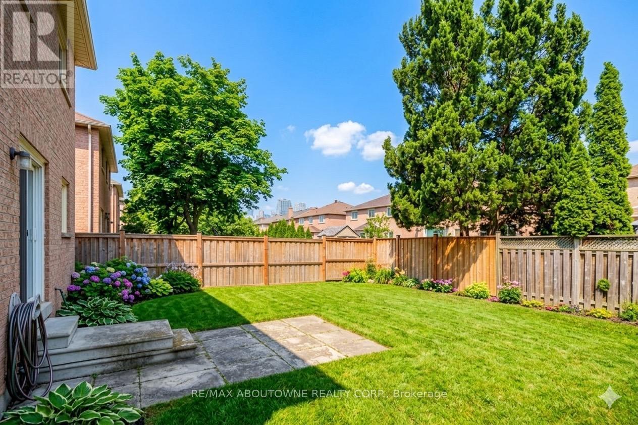 4538 Mayflower Drive, Mississauga, ON - Outdoor