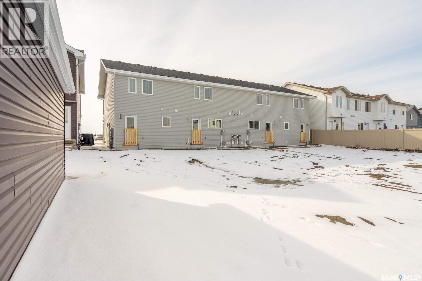 1775 Red Spring Street, Regina, SK - Outdoor