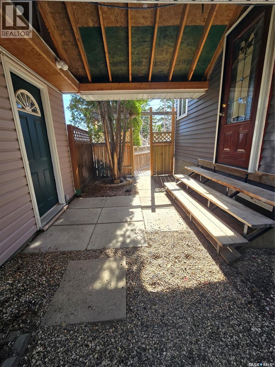 717 Coteau Avenue, Weyburn, SK - Outdoor With Exterior