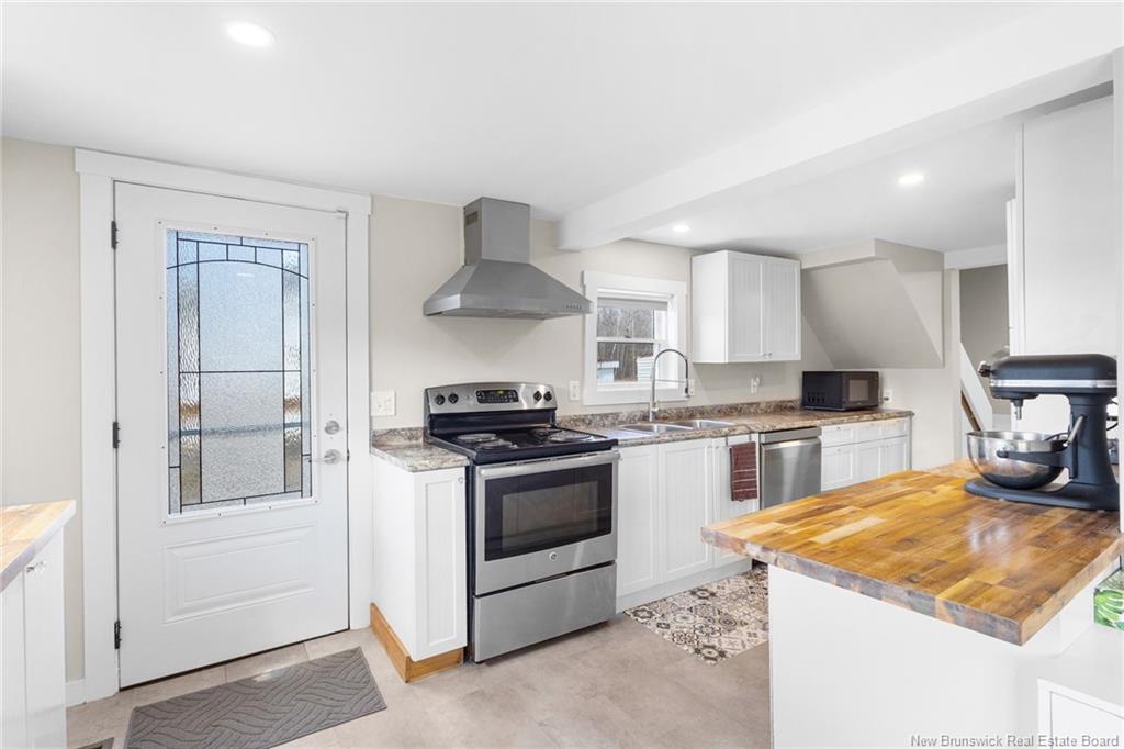 20 Centennial Drive, Minto, NB