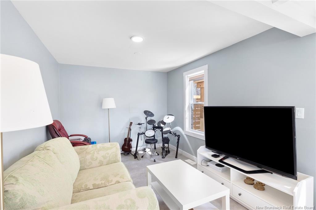 20 Centennial Drive, Minto, NB