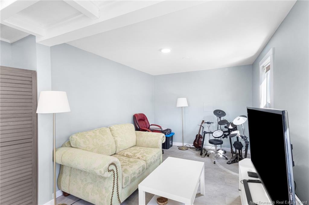 20 Centennial Drive, Minto, NB