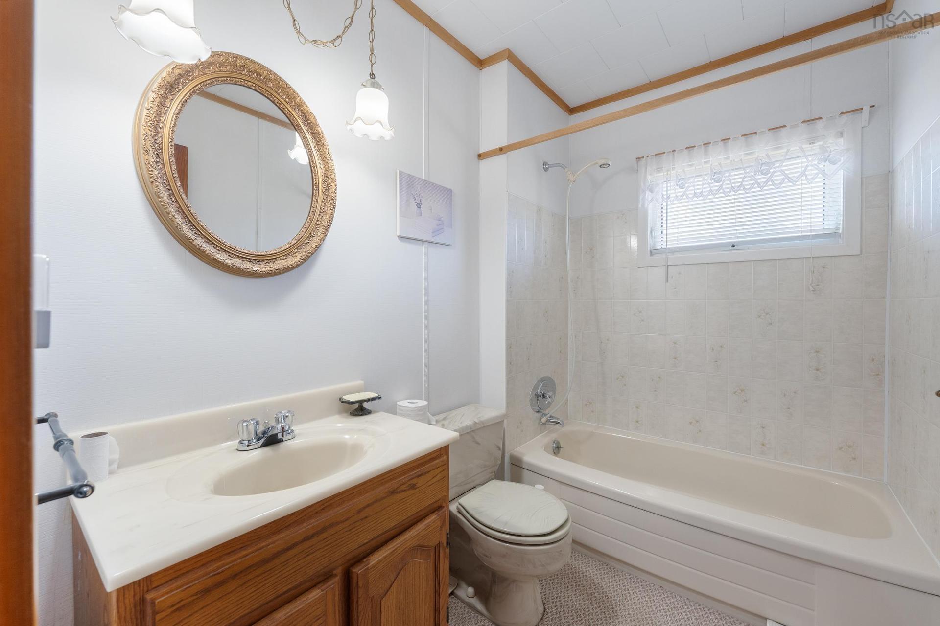 3654 Highway 1, St. Bernard, NS