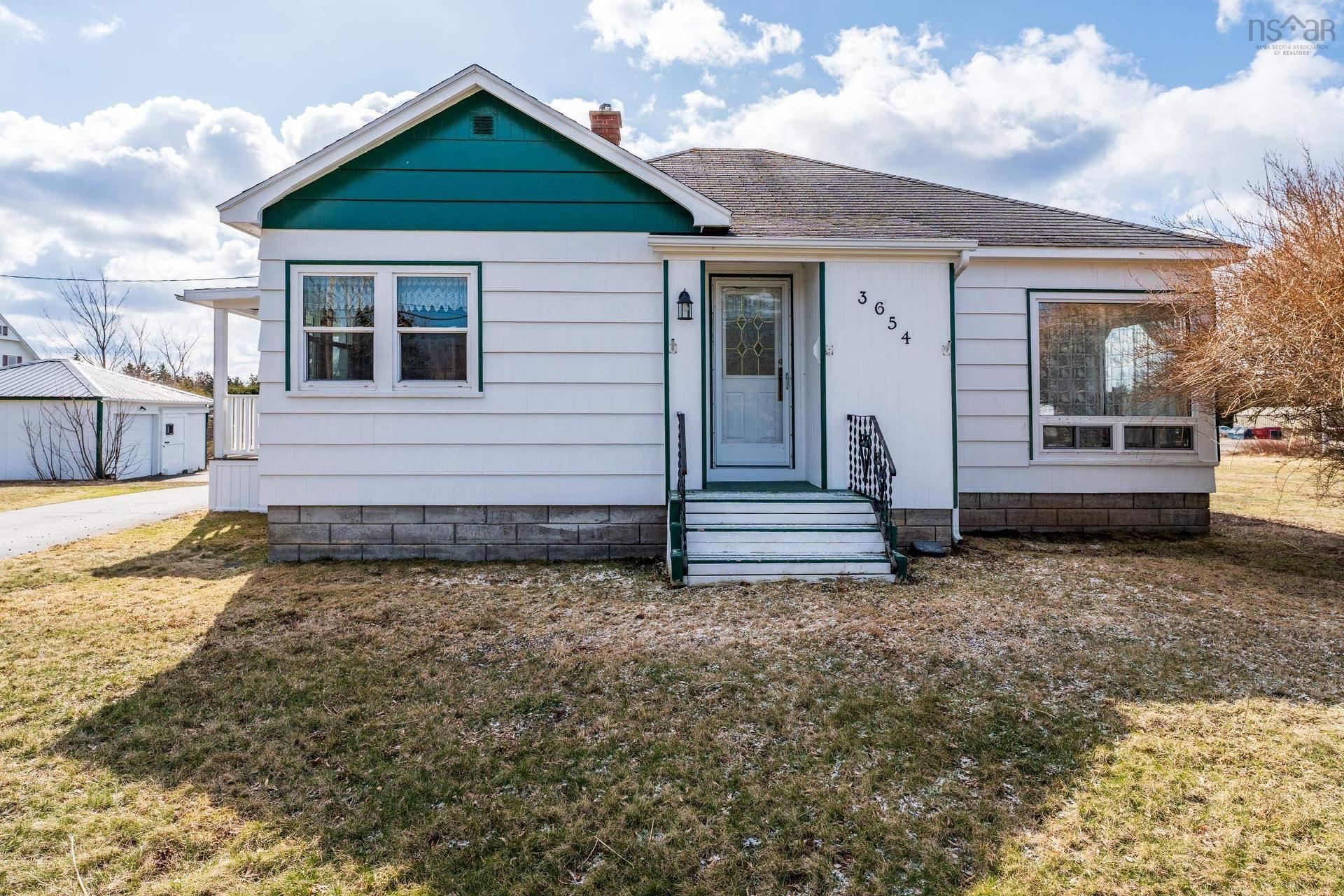3654 Highway 1, St. Bernard, NS