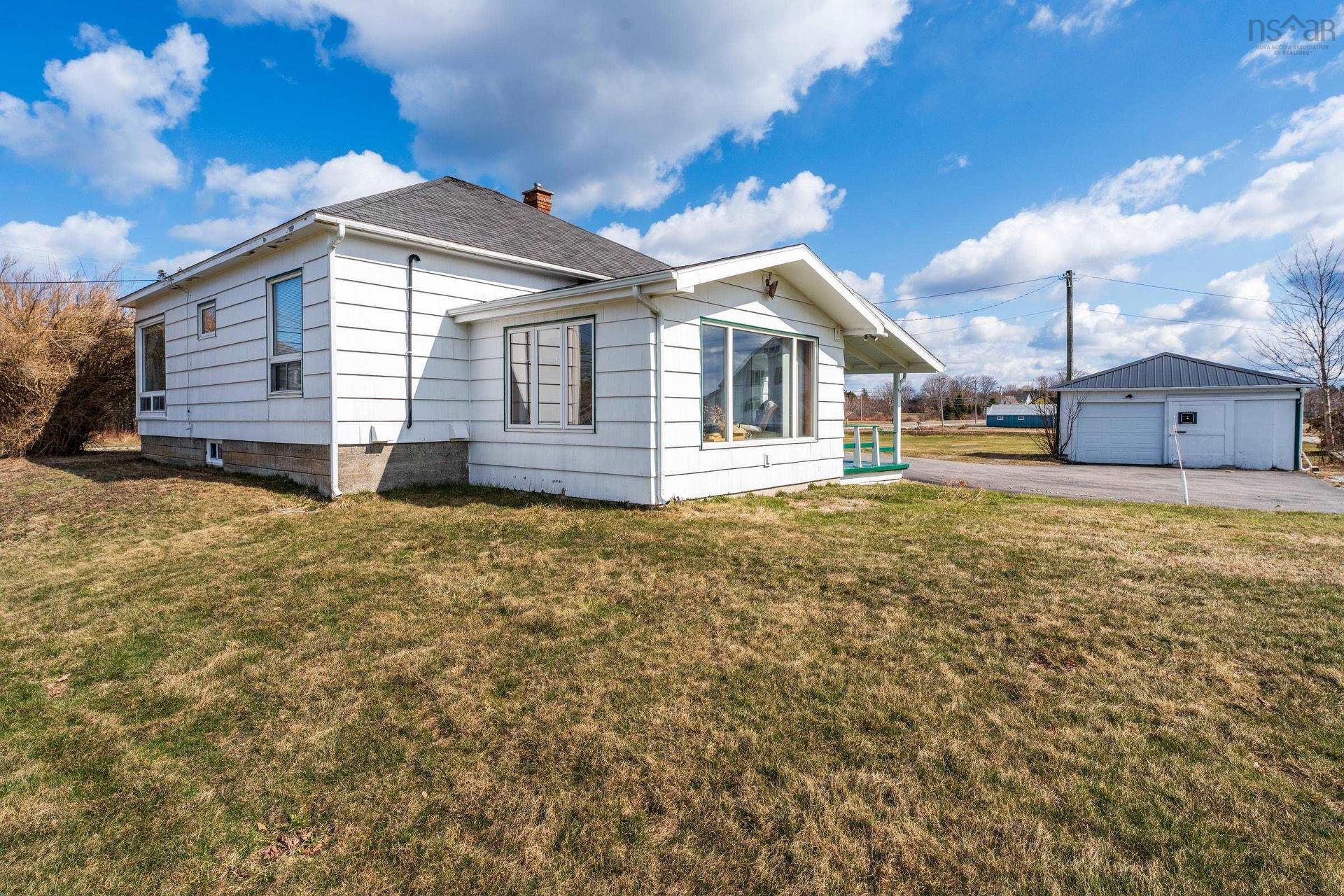 3654 Highway 1, St. Bernard, NS
