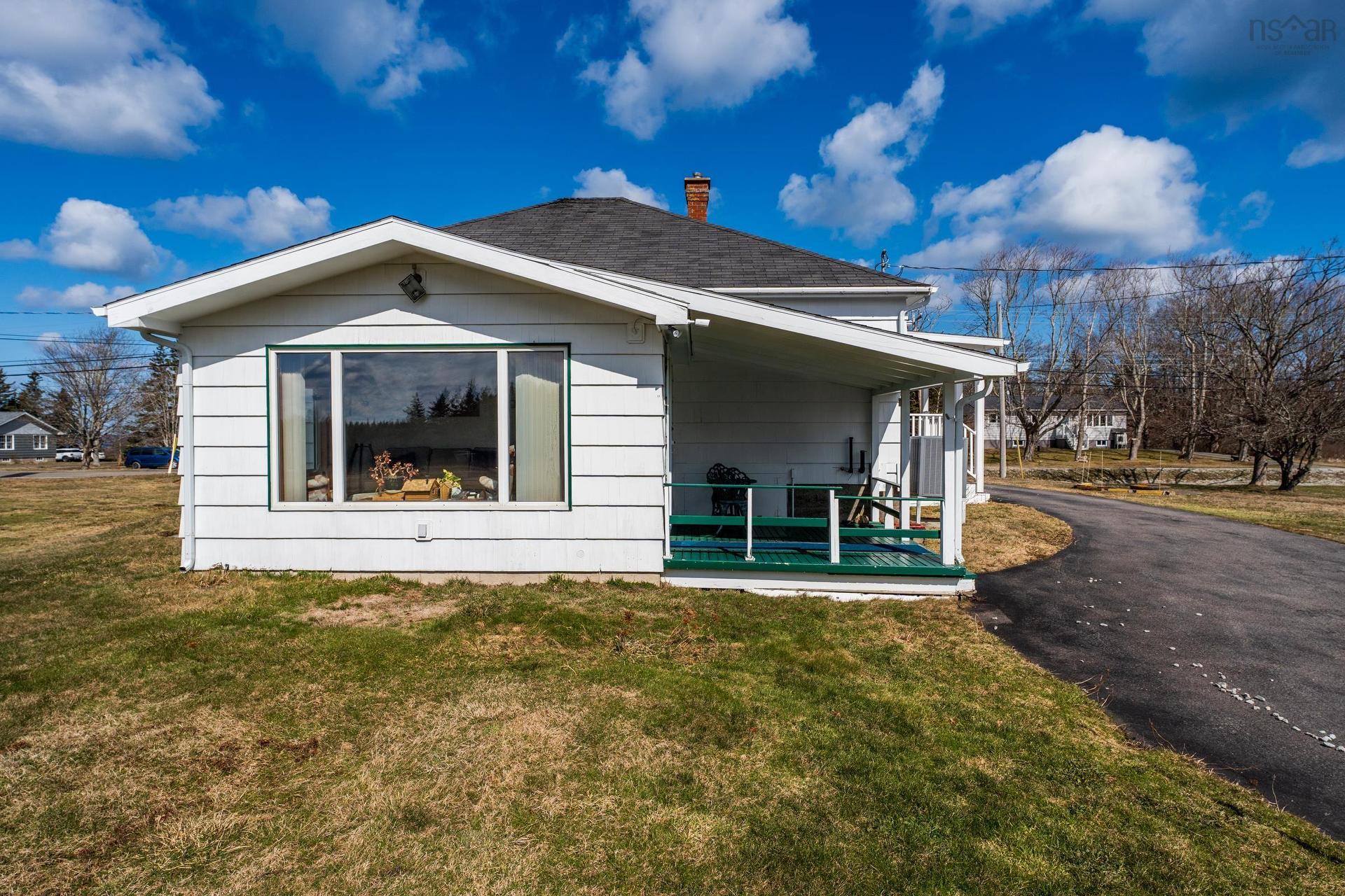 3654 Highway 1, St. Bernard, NS