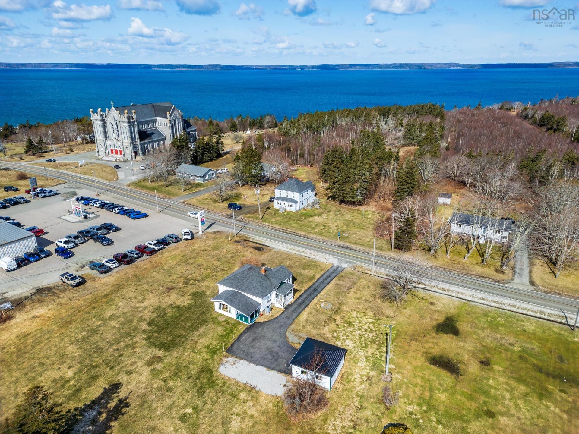 3654 Highway 1, St. Bernard, NS