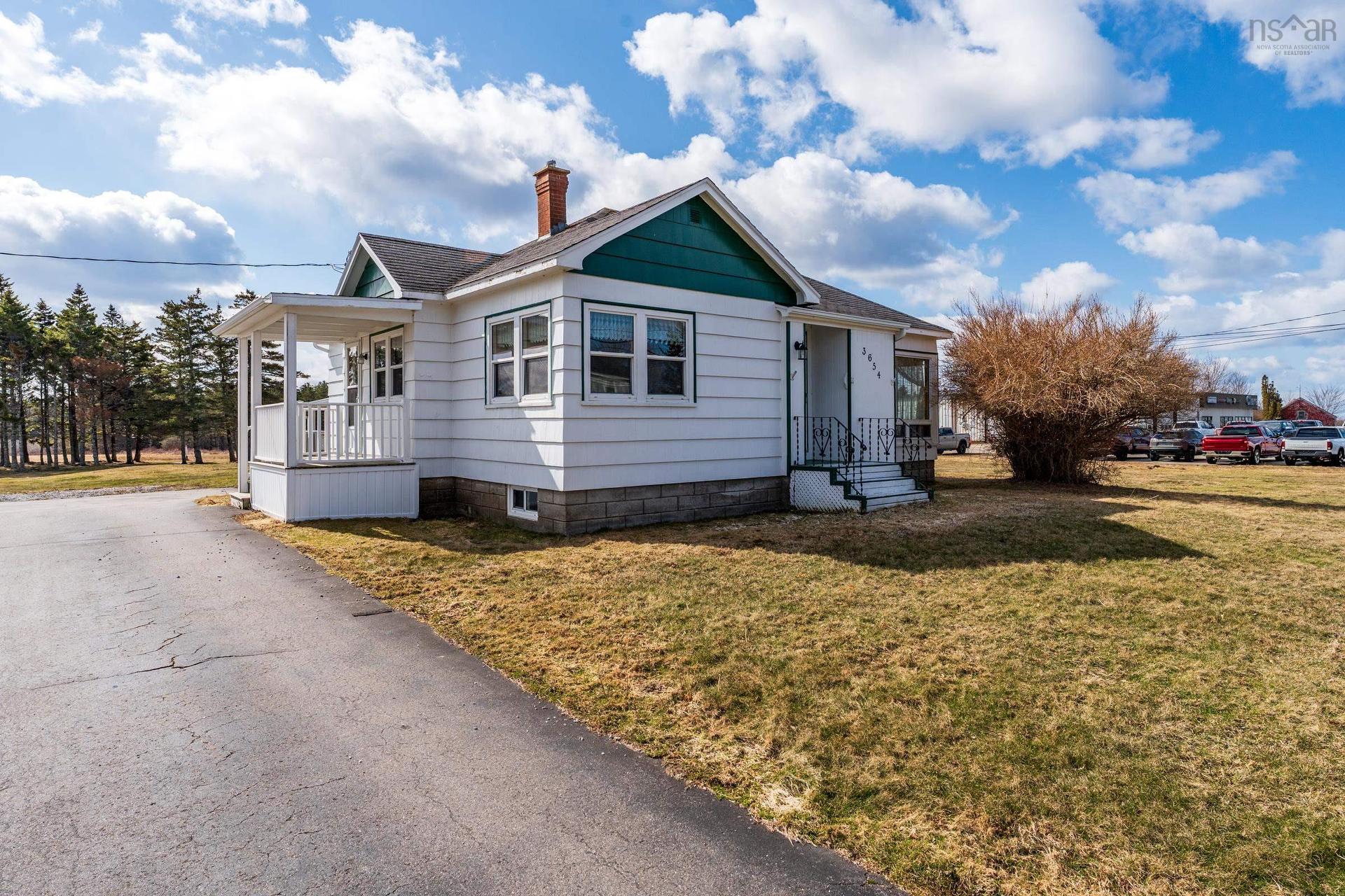 3654 Highway 1, St. Bernard, NS