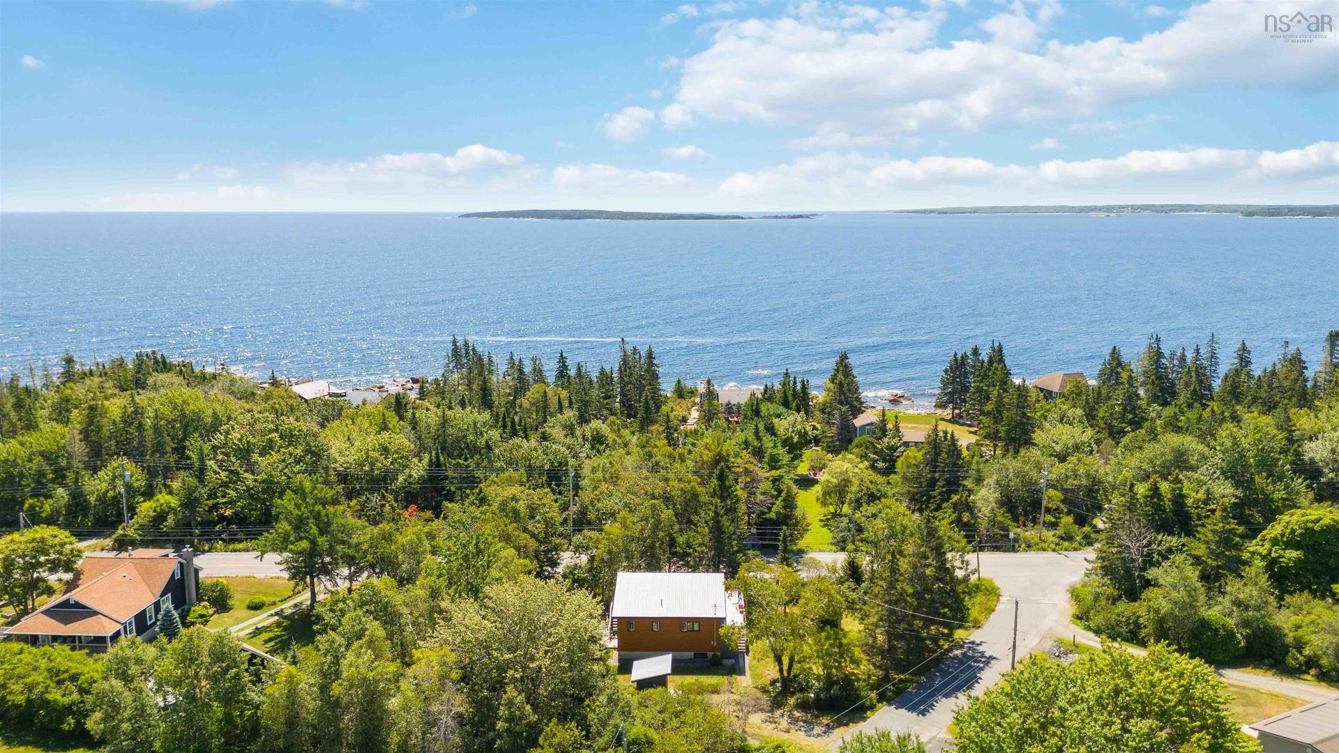 10 Silver Rock Road, Hunts Point, NS