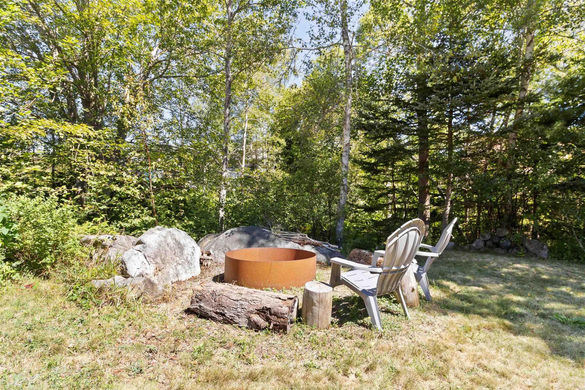 10 Silver Rock Road, Hunts Point, NS
