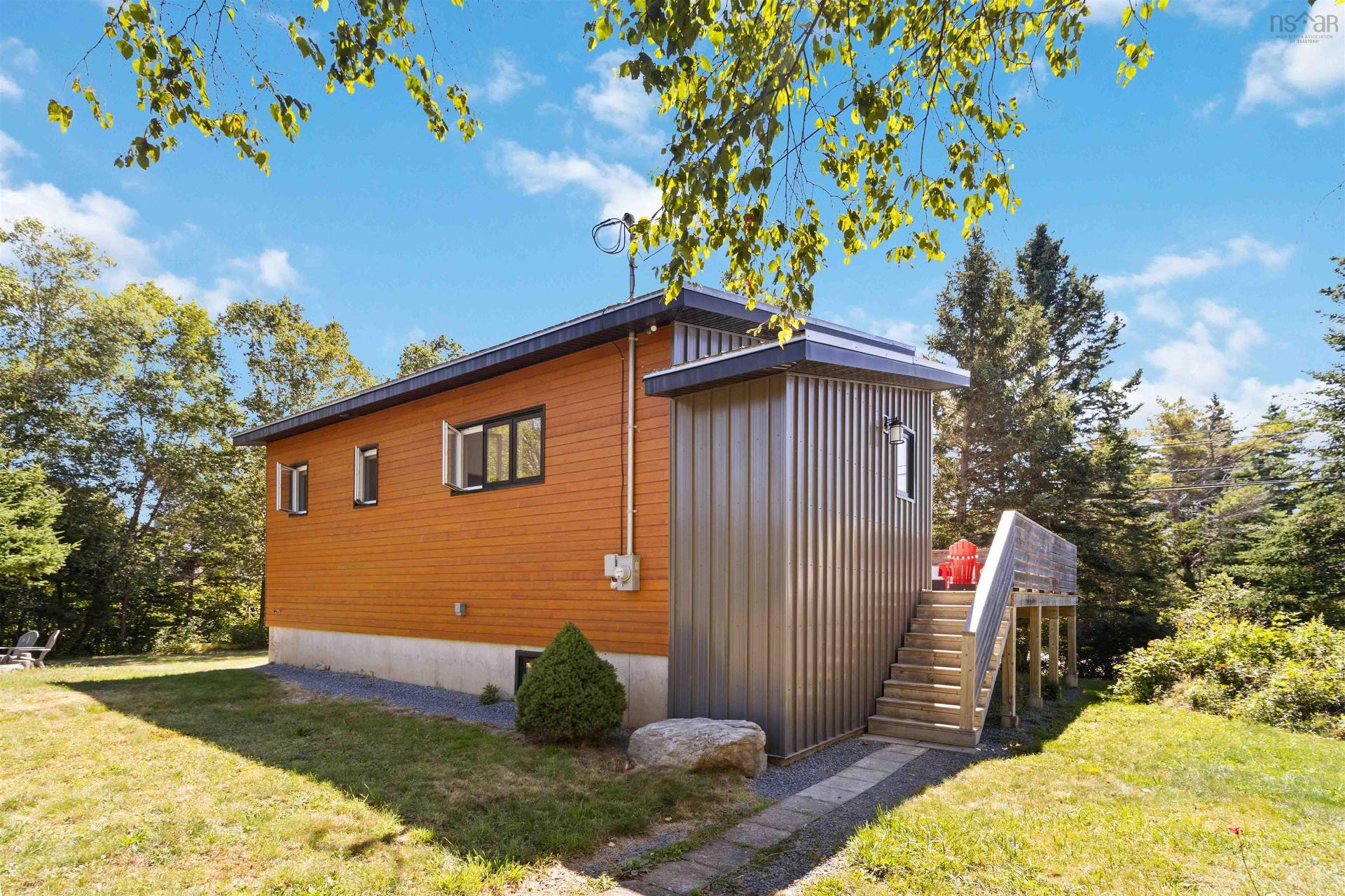 10 Silver Rock Road, Hunts Point, NS