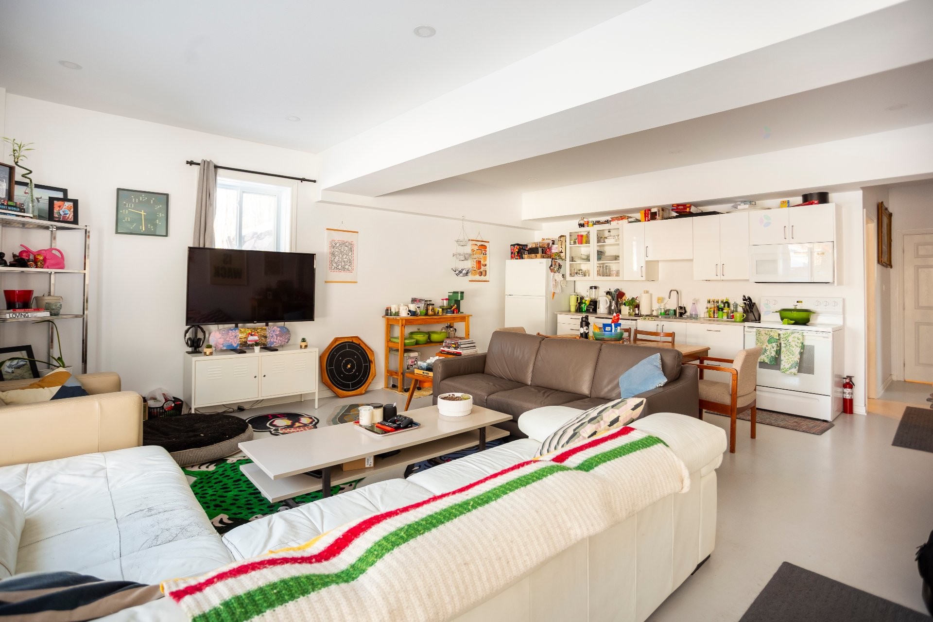 Intergenerational - 40 Ch. Davidson, La Pêche, QC - Indoor Photo Showing Living Room