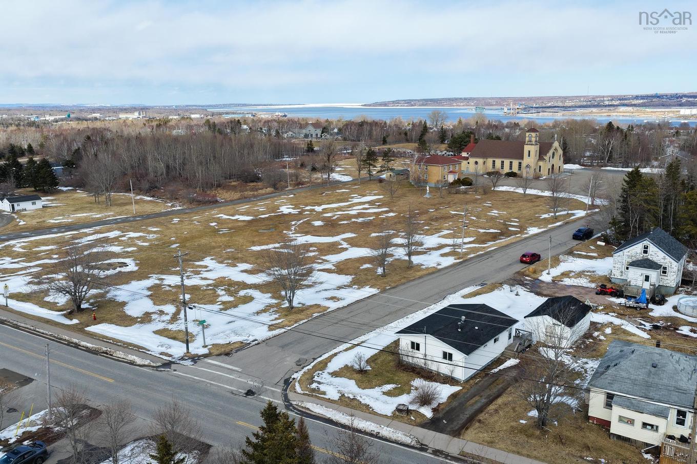 228 Murphy Road, Westmount, NS