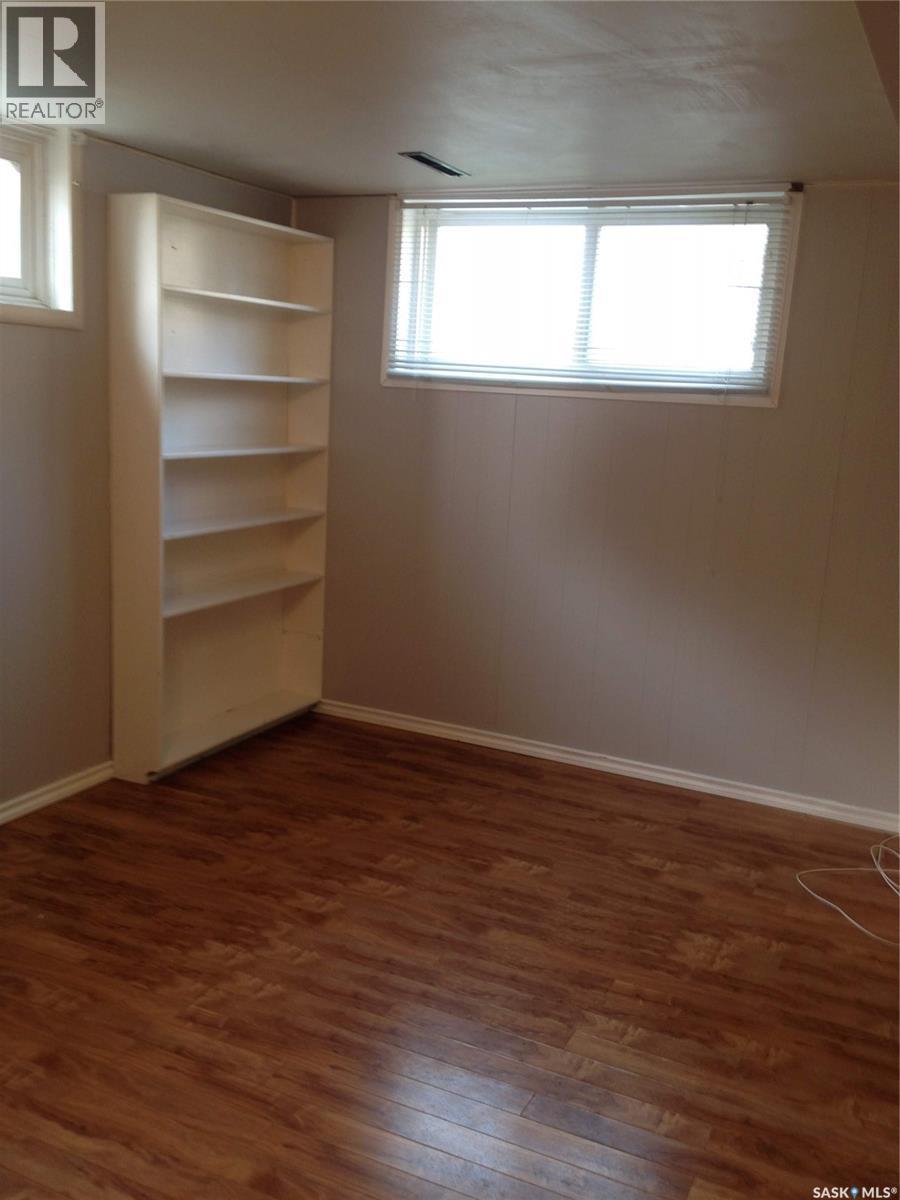 209 8Th Street E, Prince Albert, SK - Indoor Photo Showing Other Room