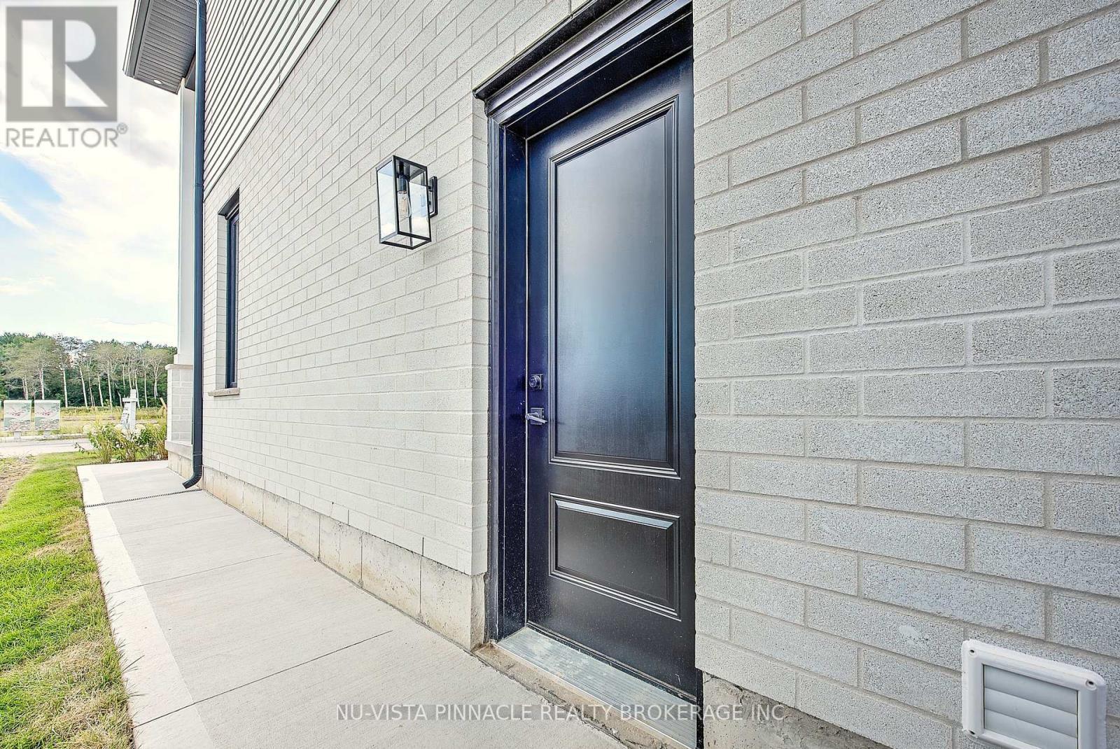 4282 Liberty Cross, London South (South V), ON - Outdoor With Exterior