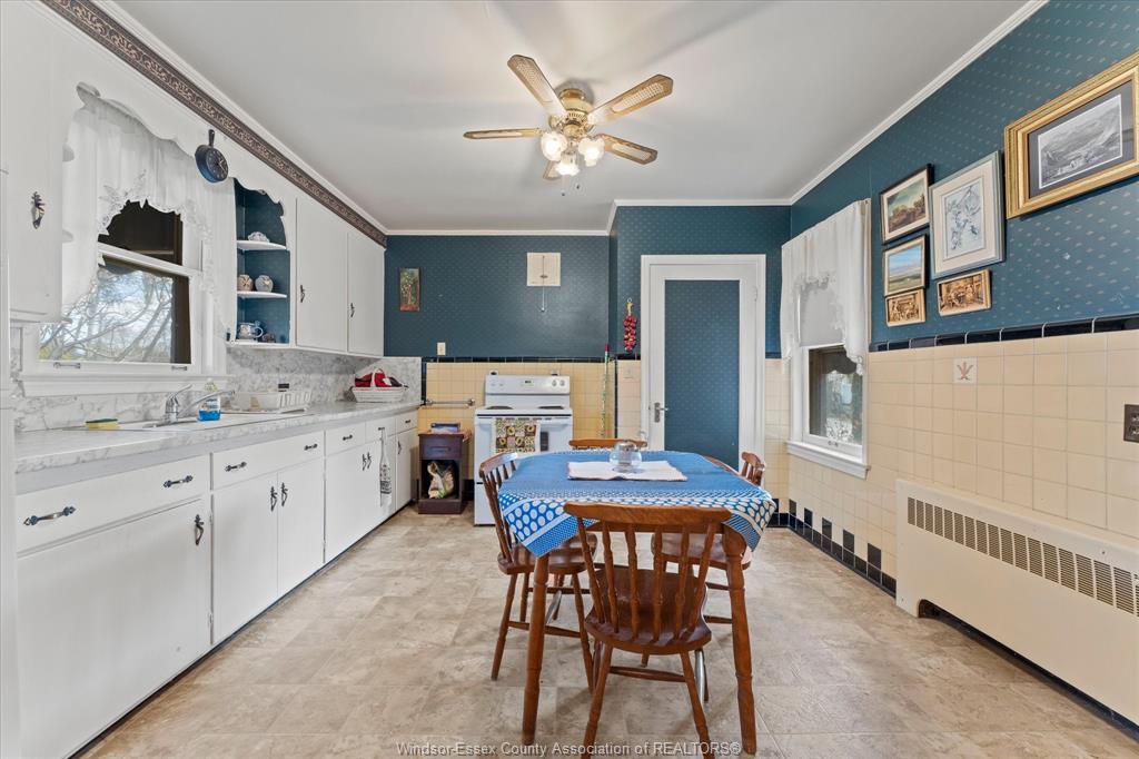 121 Division Street South, Kingsville, ON