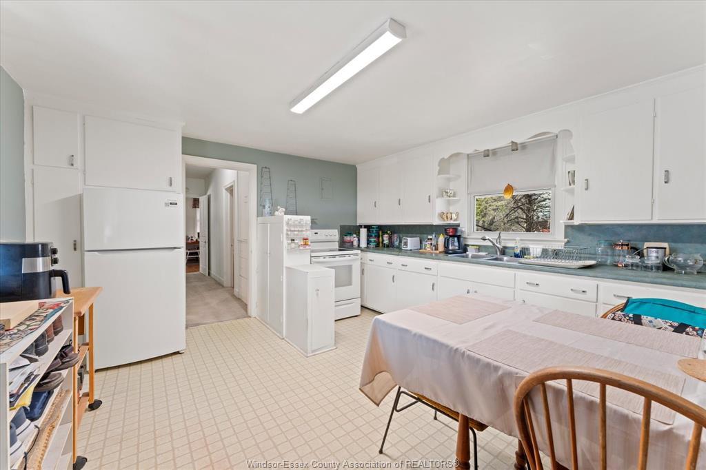 121 Division Street South, Kingsville, ON