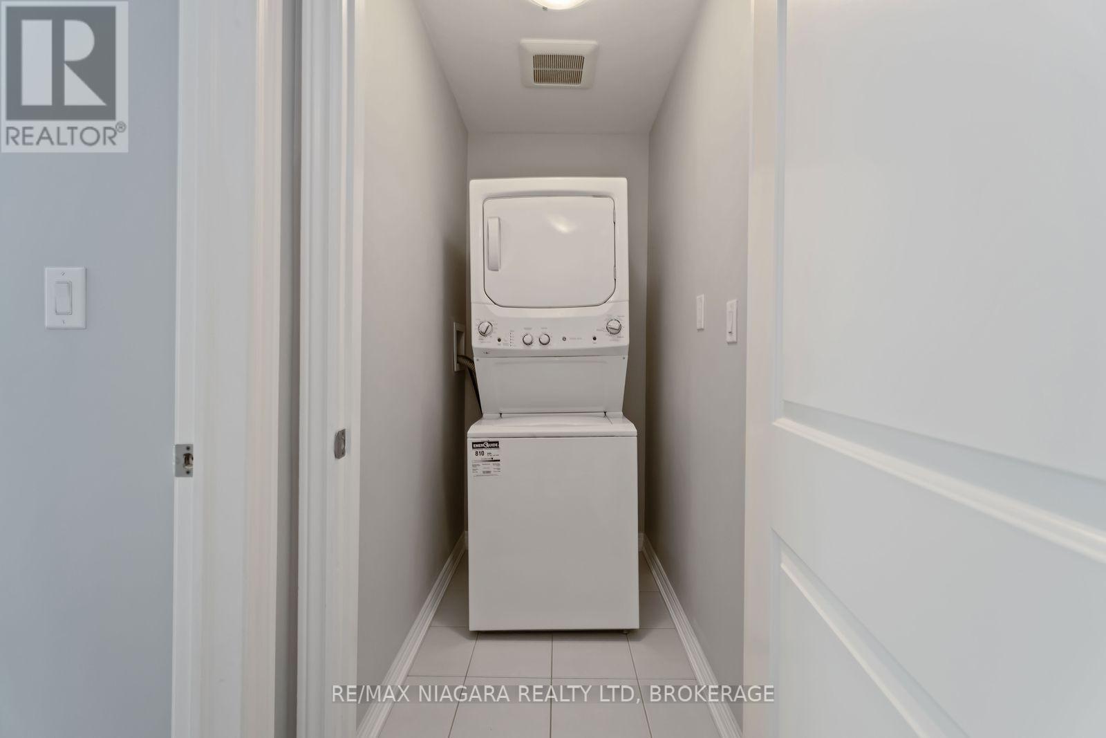 81 Grove Street, Welland (Welland Downtown), ON - Indoor Photo Showing Laundry Room