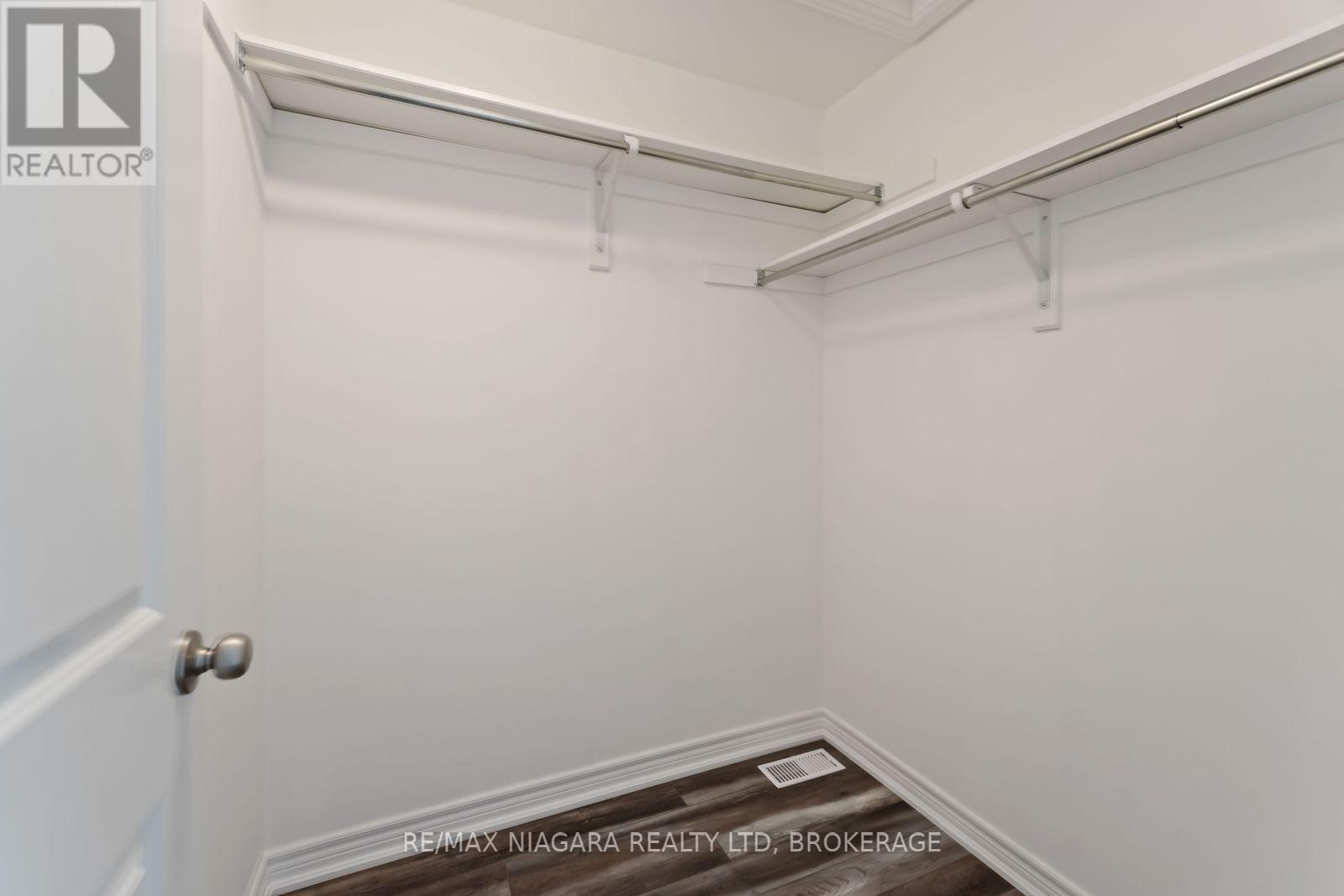 81 Grove Street, Welland (Welland Downtown), ON - Indoor With Storage
