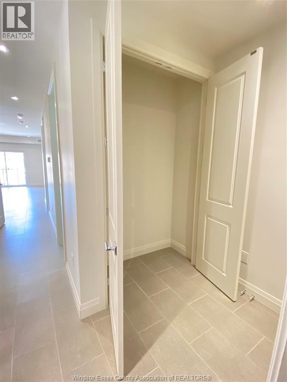 233 Watson Unit# 305, Windsor, ON - Indoor Photo Showing Other Room