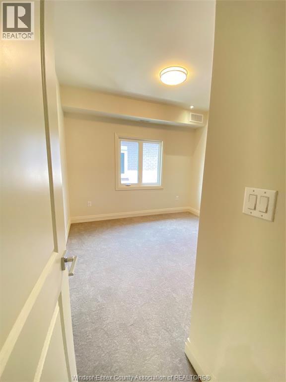 233 Watson Unit# 305, Windsor, ON - Indoor Photo Showing Other Room