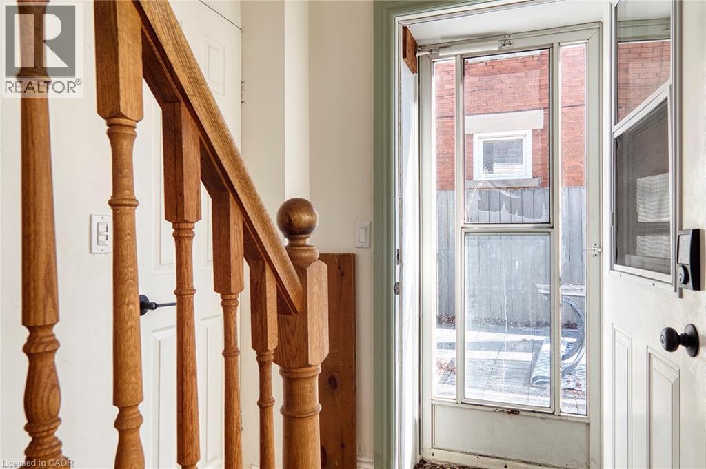 29 Andrew Street, Kitchener, ON - Indoor Photo Showing Other Room