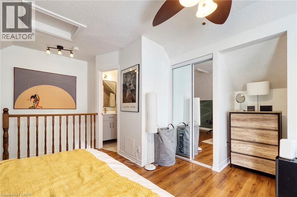 29 Andrew Street, Kitchener, ON - Indoor