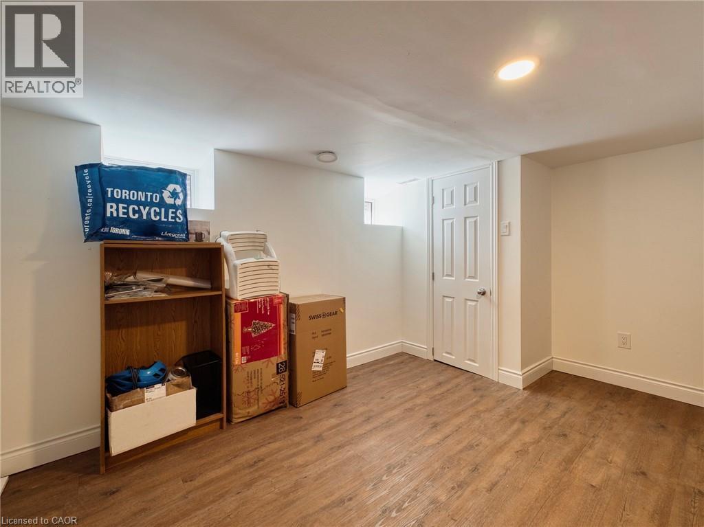 29 Andrew Street, Kitchener, ON - Indoor Photo Showing Other Room