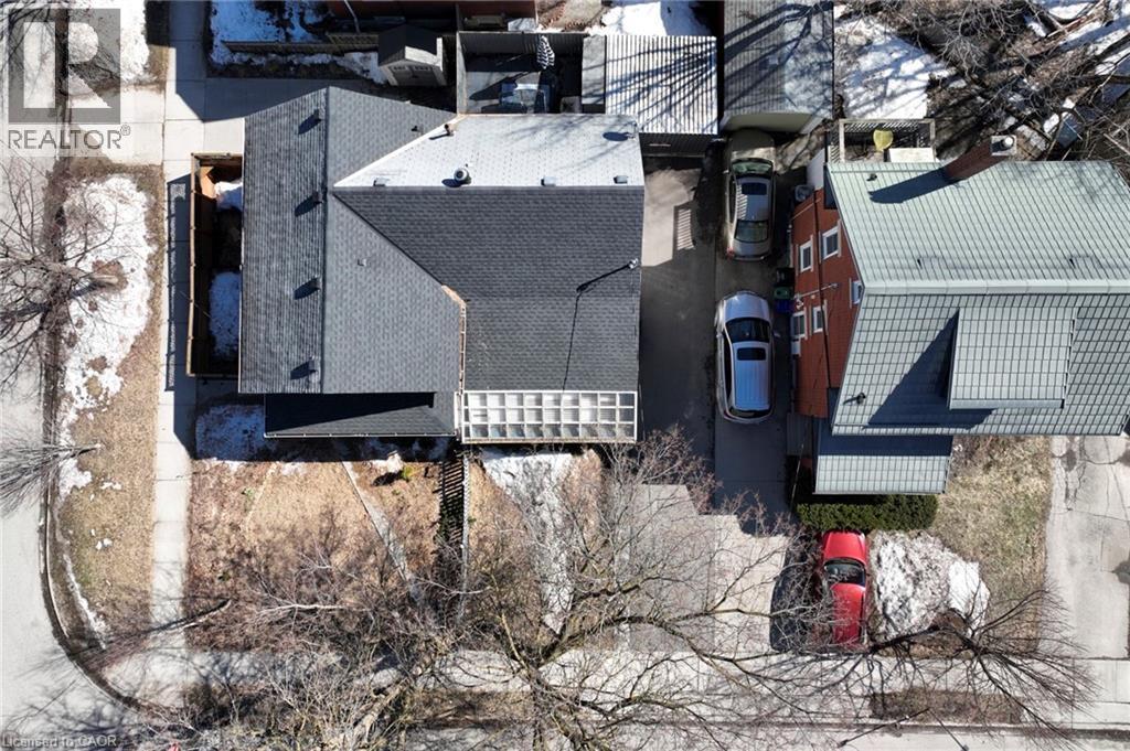 29 Andrew Street, Kitchener, ON - Outdoor
