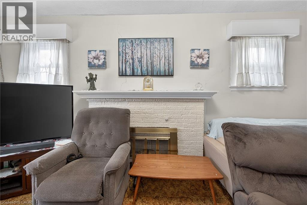 96 Barnesdale Boulevard, Hamilton, ON - Indoor Photo Showing Office