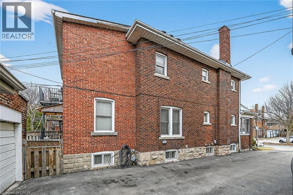 96 Barnesdale Boulevard, Hamilton, ON - Outdoor With Exterior