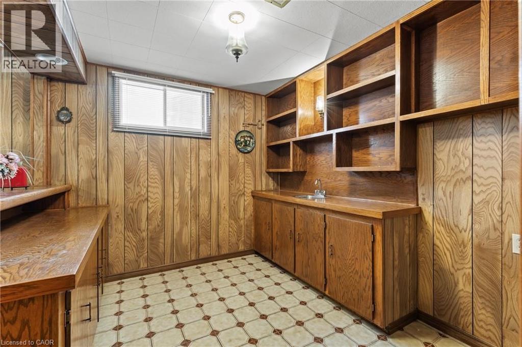 88 Glen Valley Drive, Hamilton, ON - Indoor Photo Showing Other Room