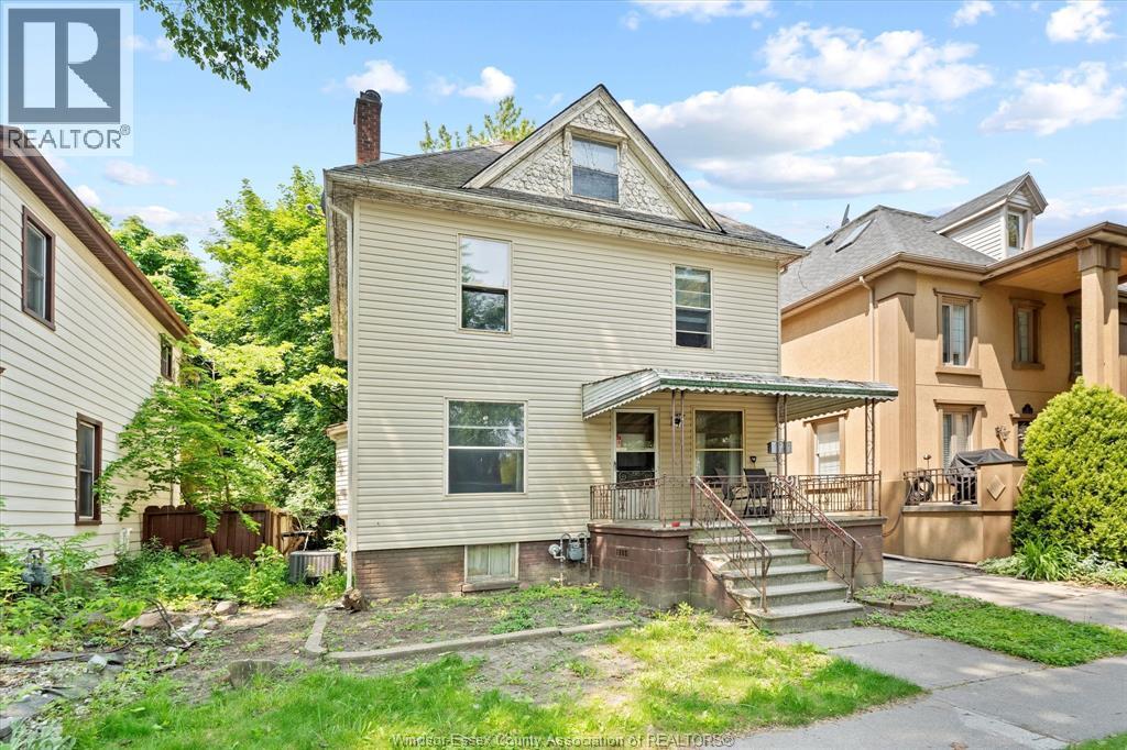 691 Windermere Road, Windsor, ON - Outdoor With Deck Patio Veranda