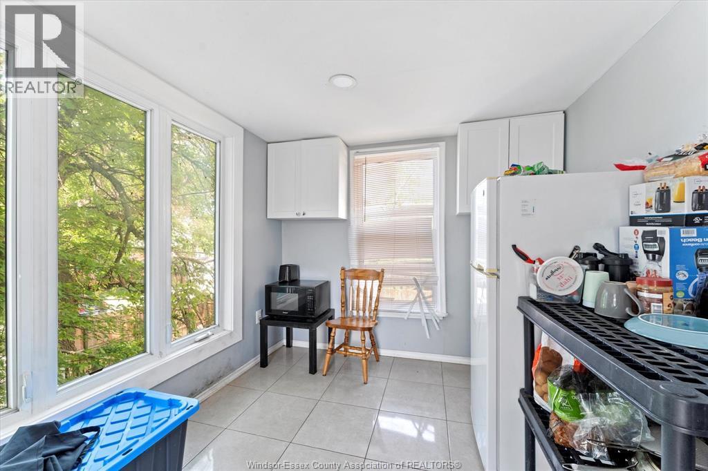 691 Windermere Road, Windsor, ON - Indoor