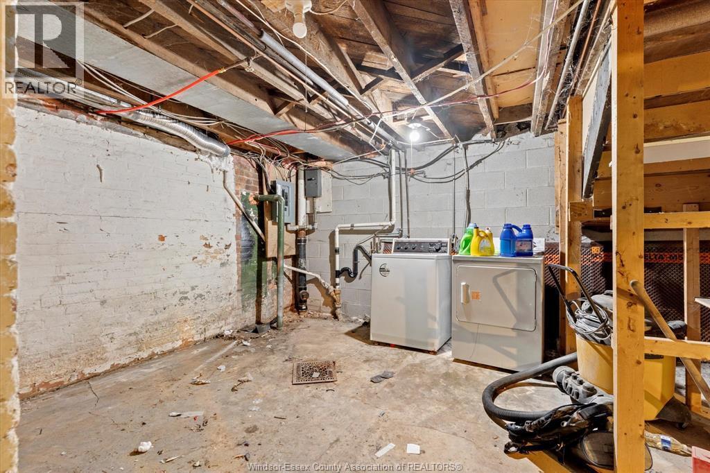 691 Windermere Road, Windsor, ON - Indoor