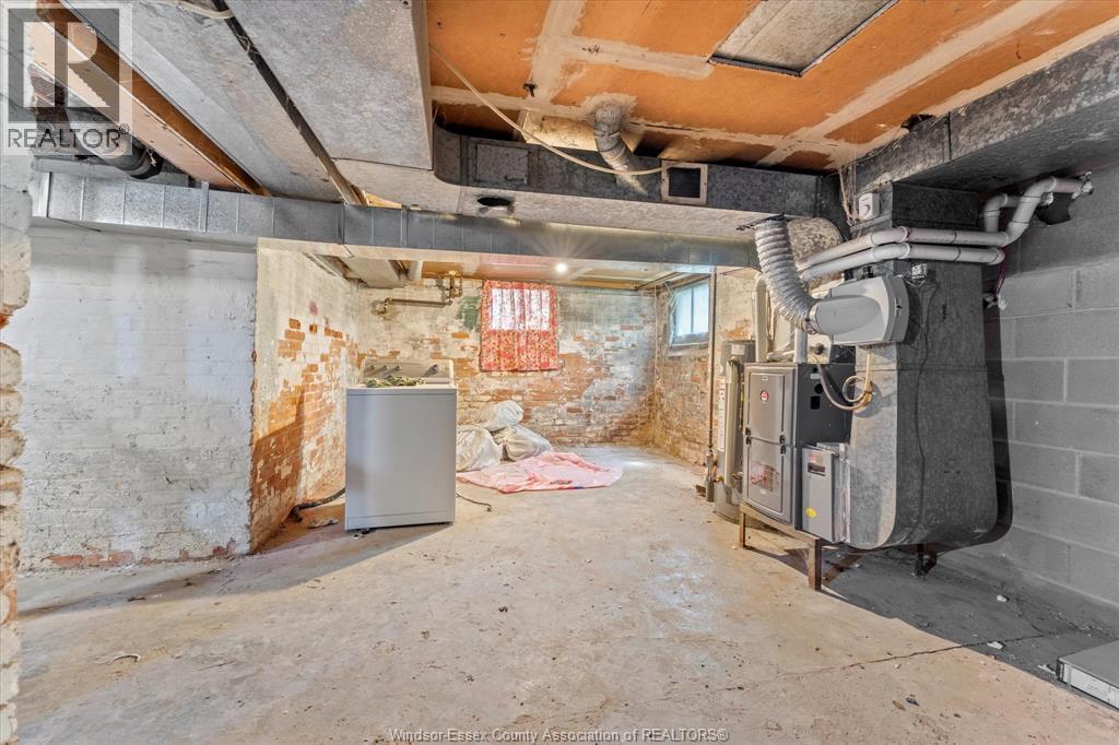 691 Windermere Road, Windsor, ON - Indoor Photo Showing Basement