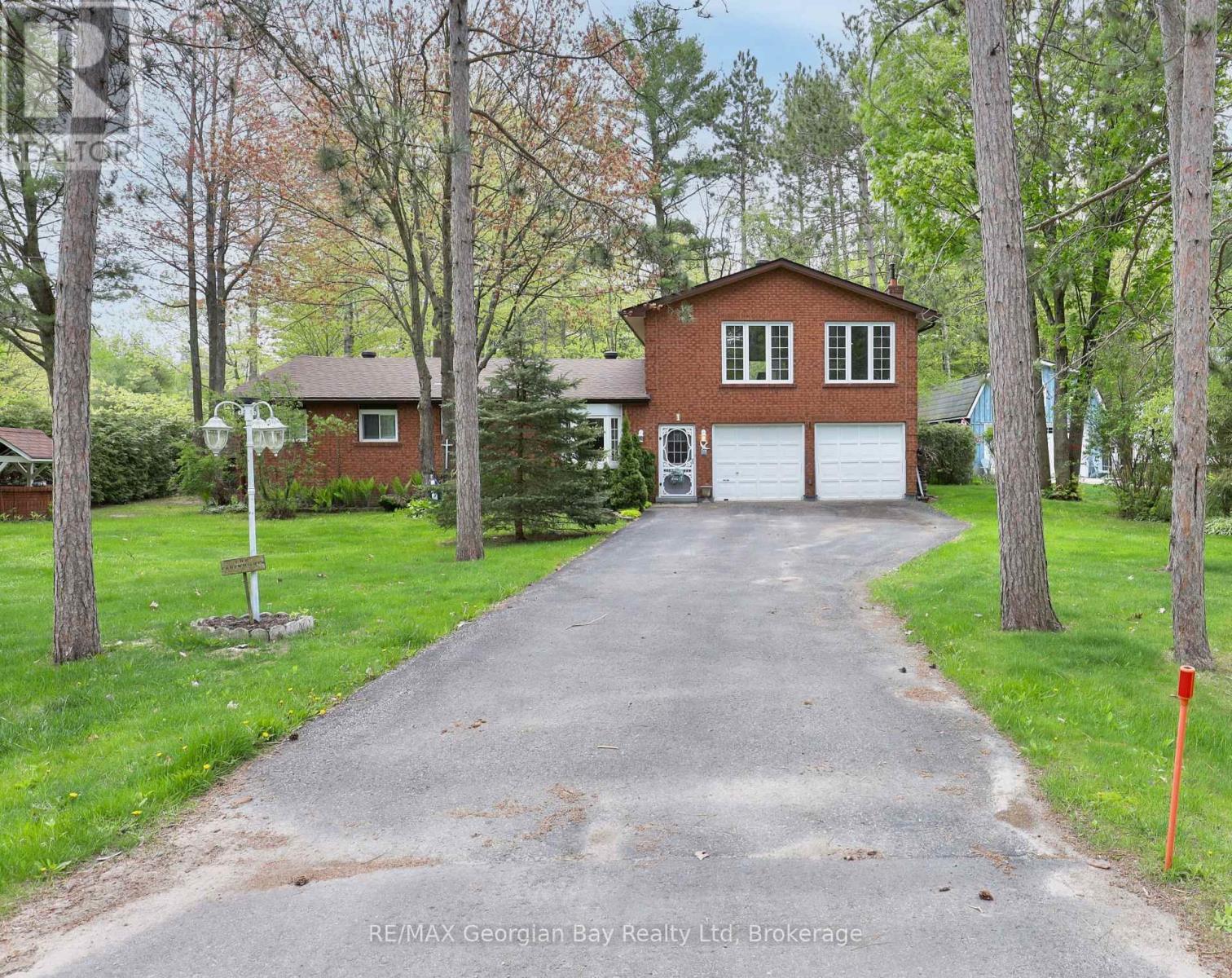 1 Lindale Avenue, Tiny, ON - Outdoor