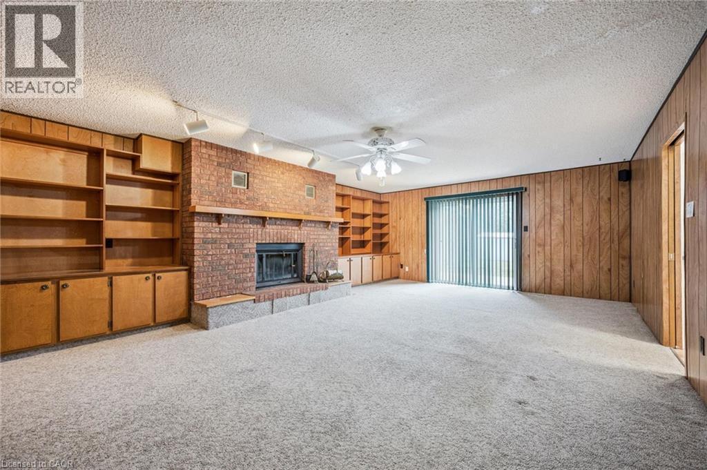 124 Autumn Hill Crescent, Kitchener, ON - Indoor Photo Showing Other Room With Fireplace
