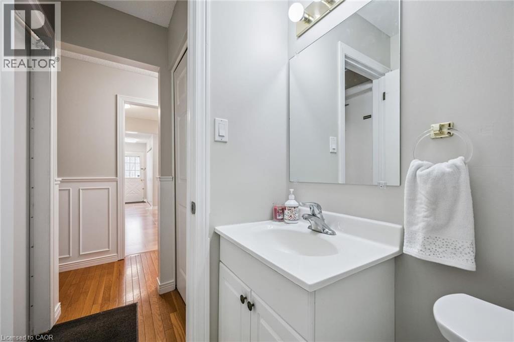 124 Autumn Hill Crescent, Kitchener, ON - Indoor Photo Showing Bathroom