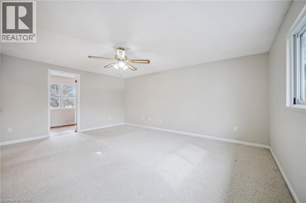 124 Autumn Hill Crescent, Kitchener, ON - Indoor Photo Showing Other Room