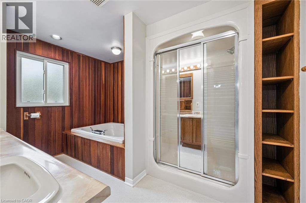 124 Autumn Hill Crescent, Kitchener, ON - Indoor Photo Showing Bathroom