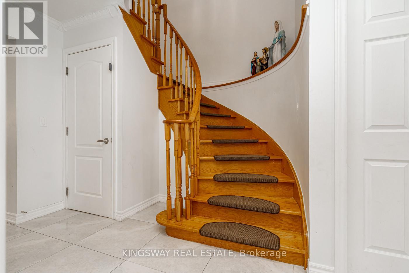 891 Stonebridge Avenue, Mississauga, ON - Indoor Photo Showing Other Room