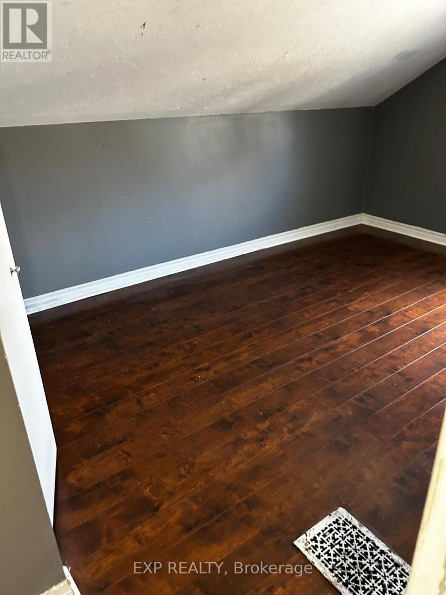 121 Boullee Street, London East, ON - Indoor Photo Showing Other Room