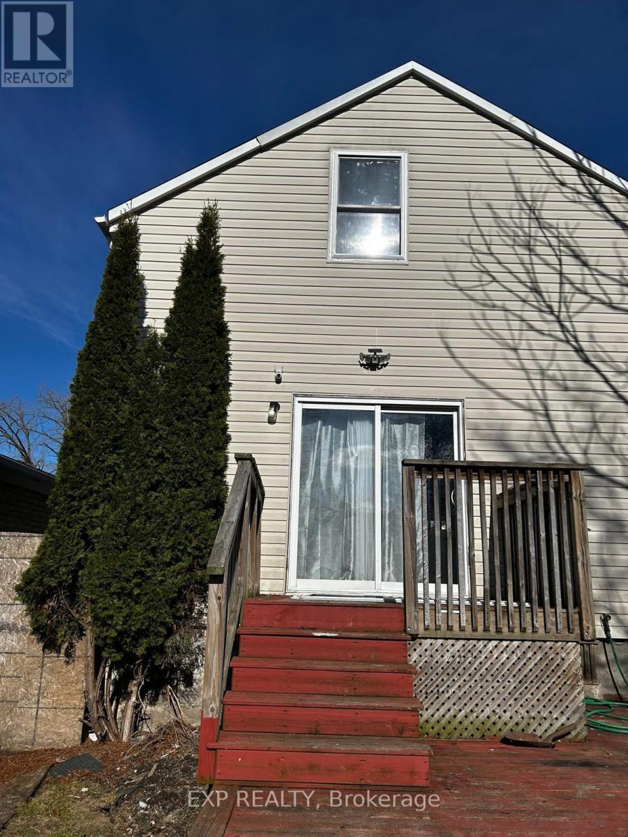121 Boullee Street, London East, ON - Outdoor With Exterior