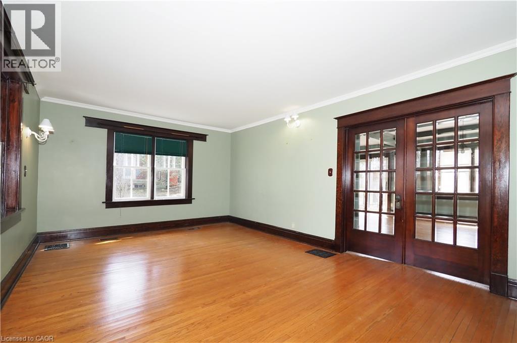 33 Main Street E, Drayton, ON - Indoor Photo Showing Other Room
